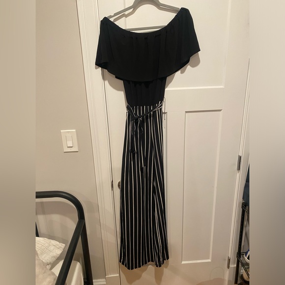Bebe off-shoulder black & white jumpsuit - stylish, fits perfectly, comfortable! - Picture 2 of 6